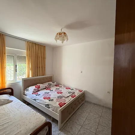 Lukova's Vacation * Lukovë