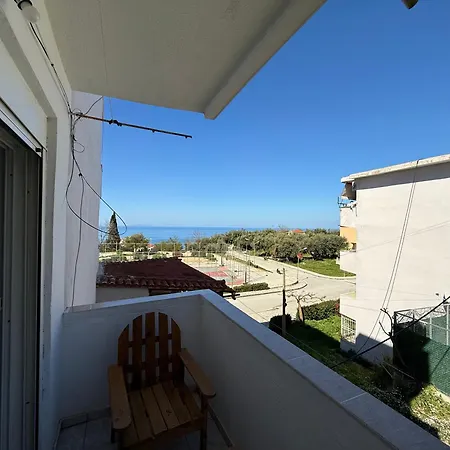 公寓 Lukova's Vacation *