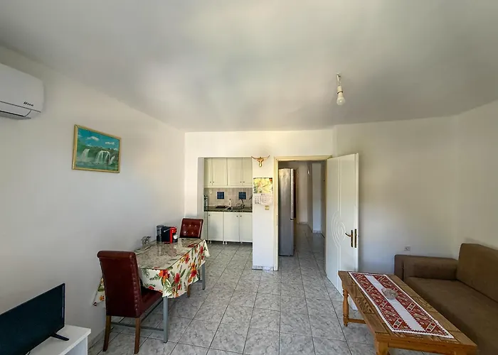 Lukova's Vacation Apartment Lukove