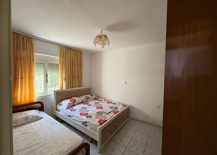 Lukova's Vacation * Lukovë